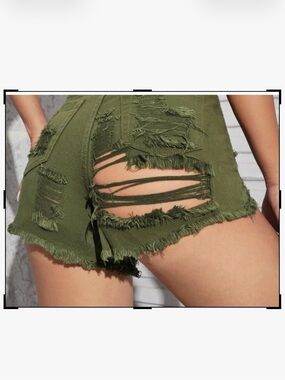 High Waist Ripped Raw Hem Denim Shorts